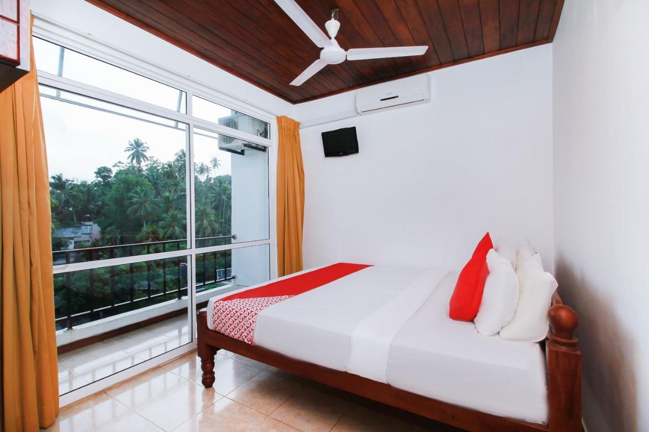 Hotel Aradhana Galle Exterior photo